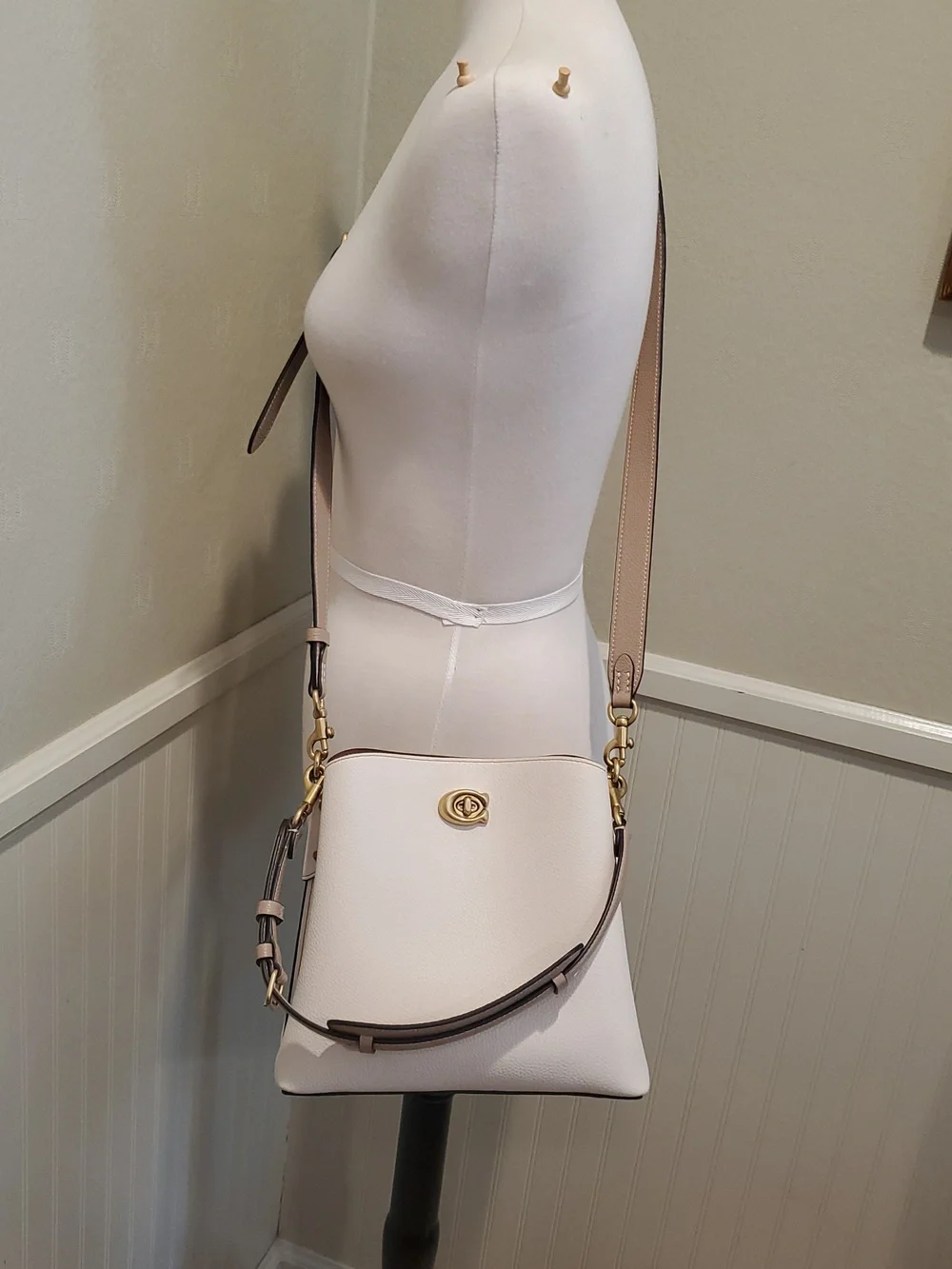 Coach Willow Bucket Bag - Picture 7 of 15